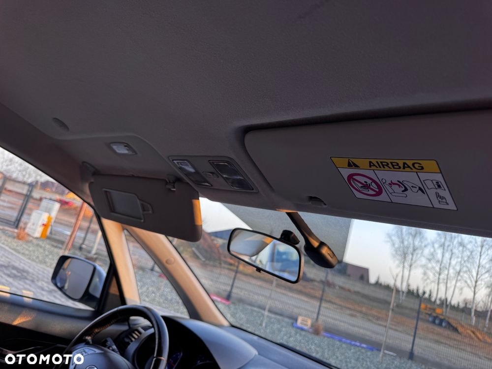 Hyundai ix20 1.6 CRDi blue YES Gold - 23