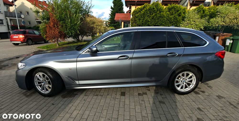 BMW Seria 5 520d M Sport Edition - 10