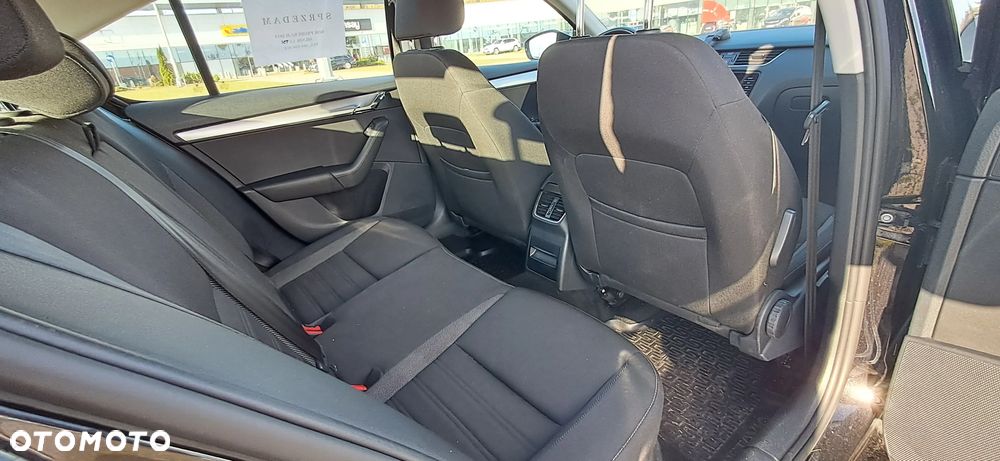 Skoda Octavia 1.5 TSI ACT Ambition DSG - 17