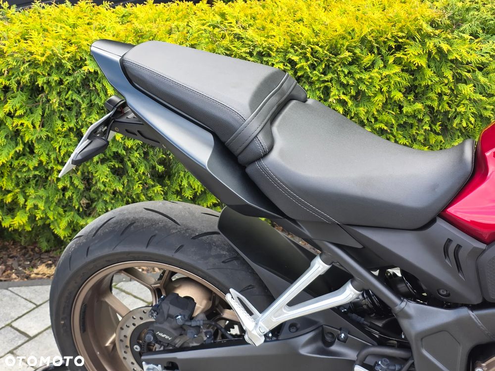 Honda CB - 9