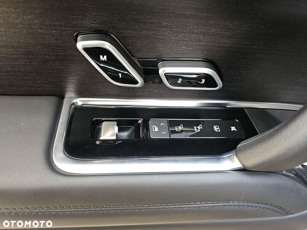 Land Rover Range Rover - 29