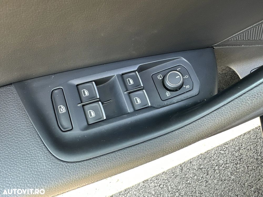 Volkswagen Passat 2.0 TDI DSG 4Motion Highline - 15