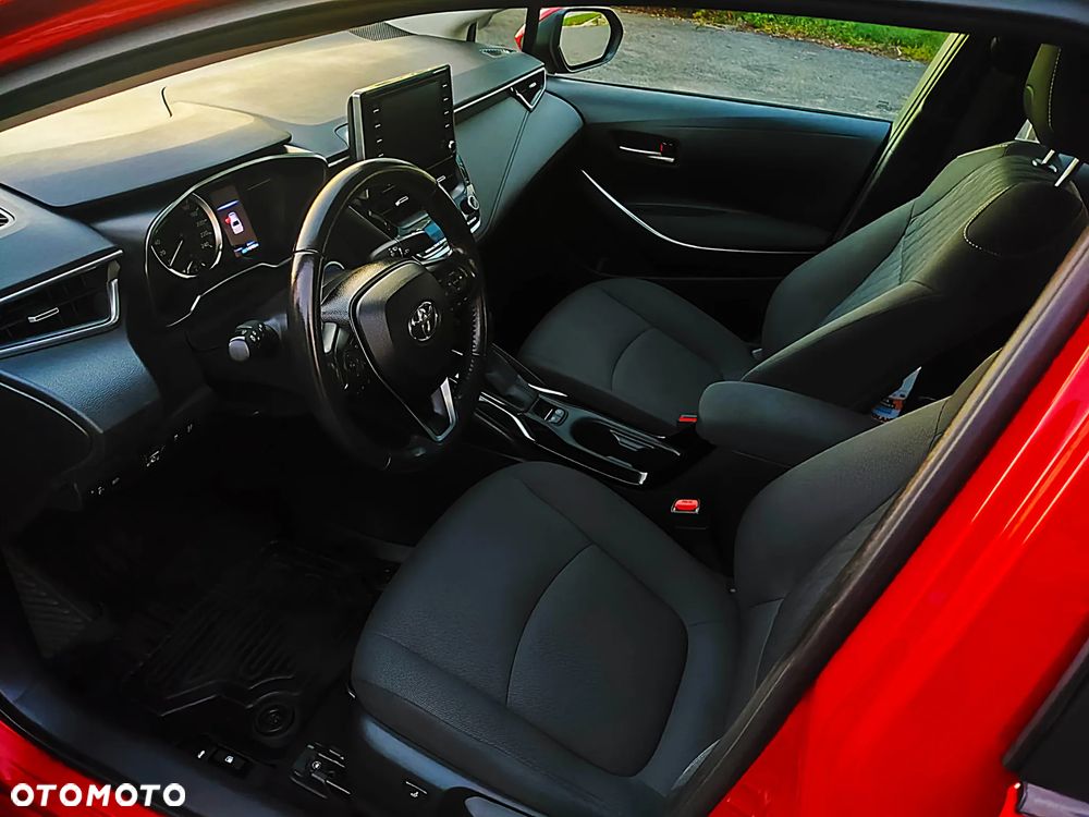 Toyota Corolla 1.8 Hybrid Comfort - 18