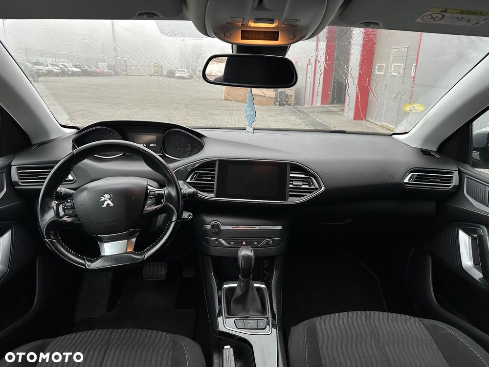 Peugeot 308 1.6 BlueHDi Active S&S EAT6 - 10