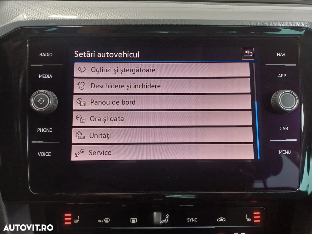 Volkswagen Passat Variant 2.0 TDI DSG Comfortline - 19