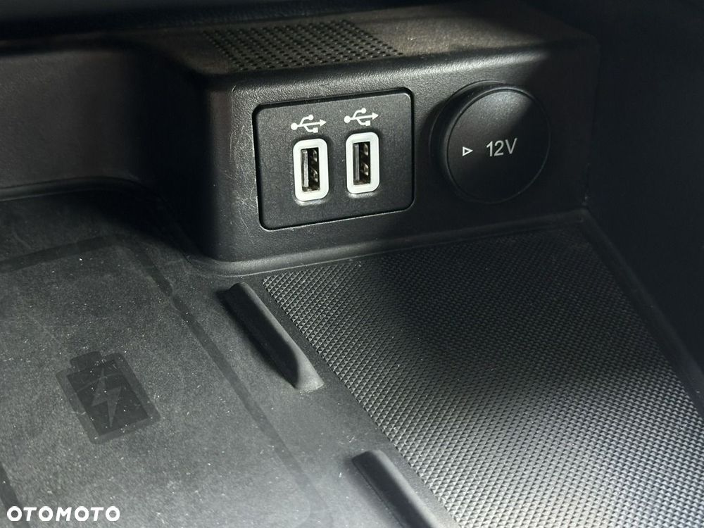 Ford Kuga 1.5 EcoBlue FWD Titanium - 35