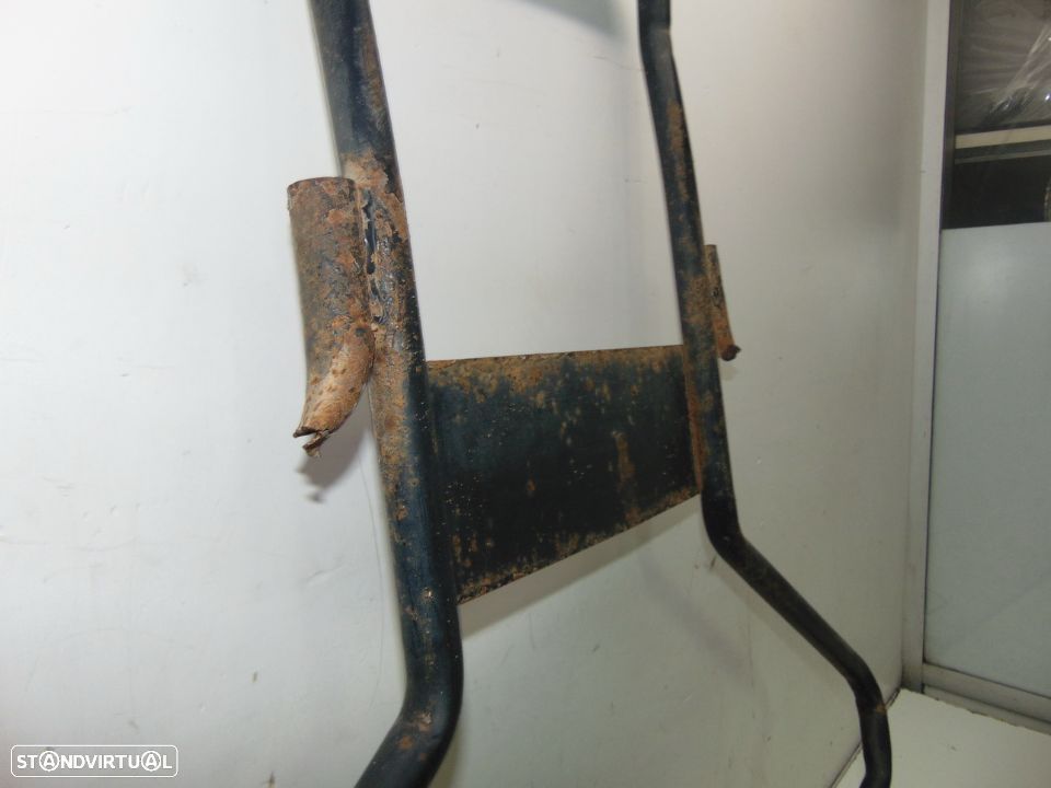 Nissan patrol 260 suporte pneu suplente - 3