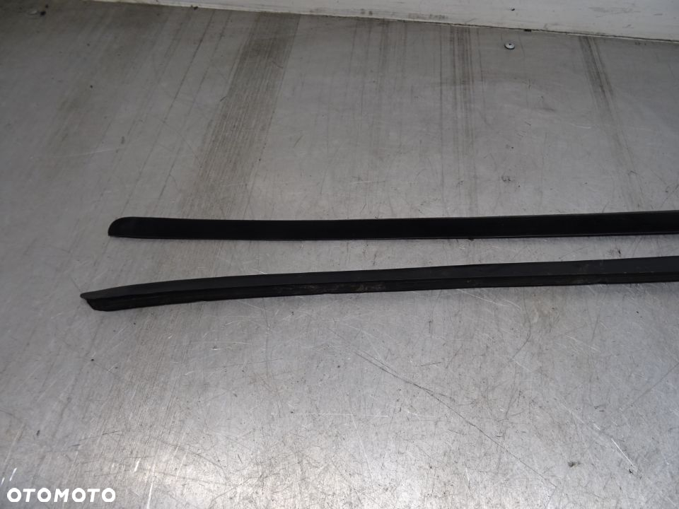 AUDI A4 B6 00-06 2.0B LISTWA SZYBY CZOŁOWEJ PRZÓD LEWA - 2