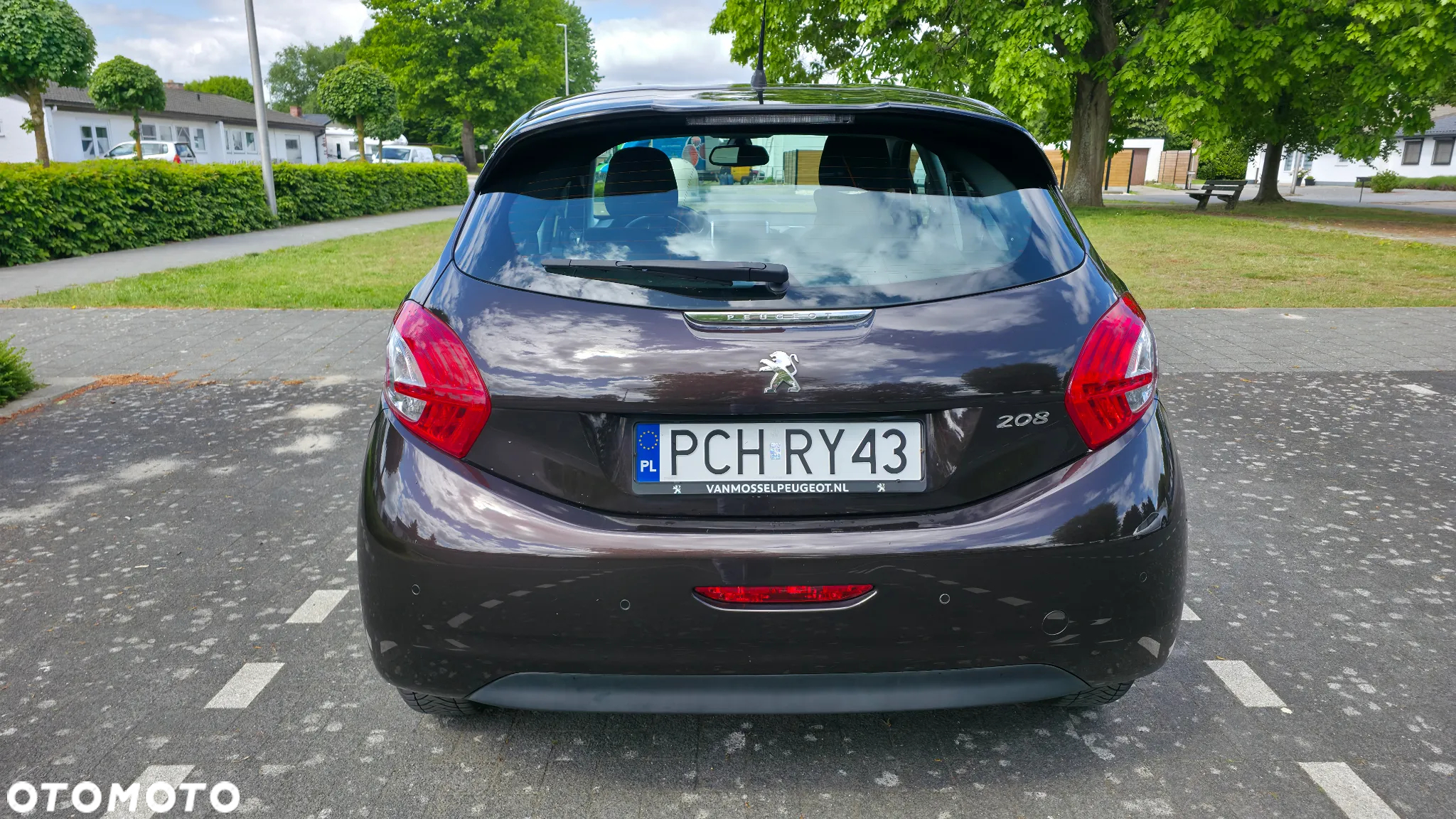 Peugeot 208 - 6