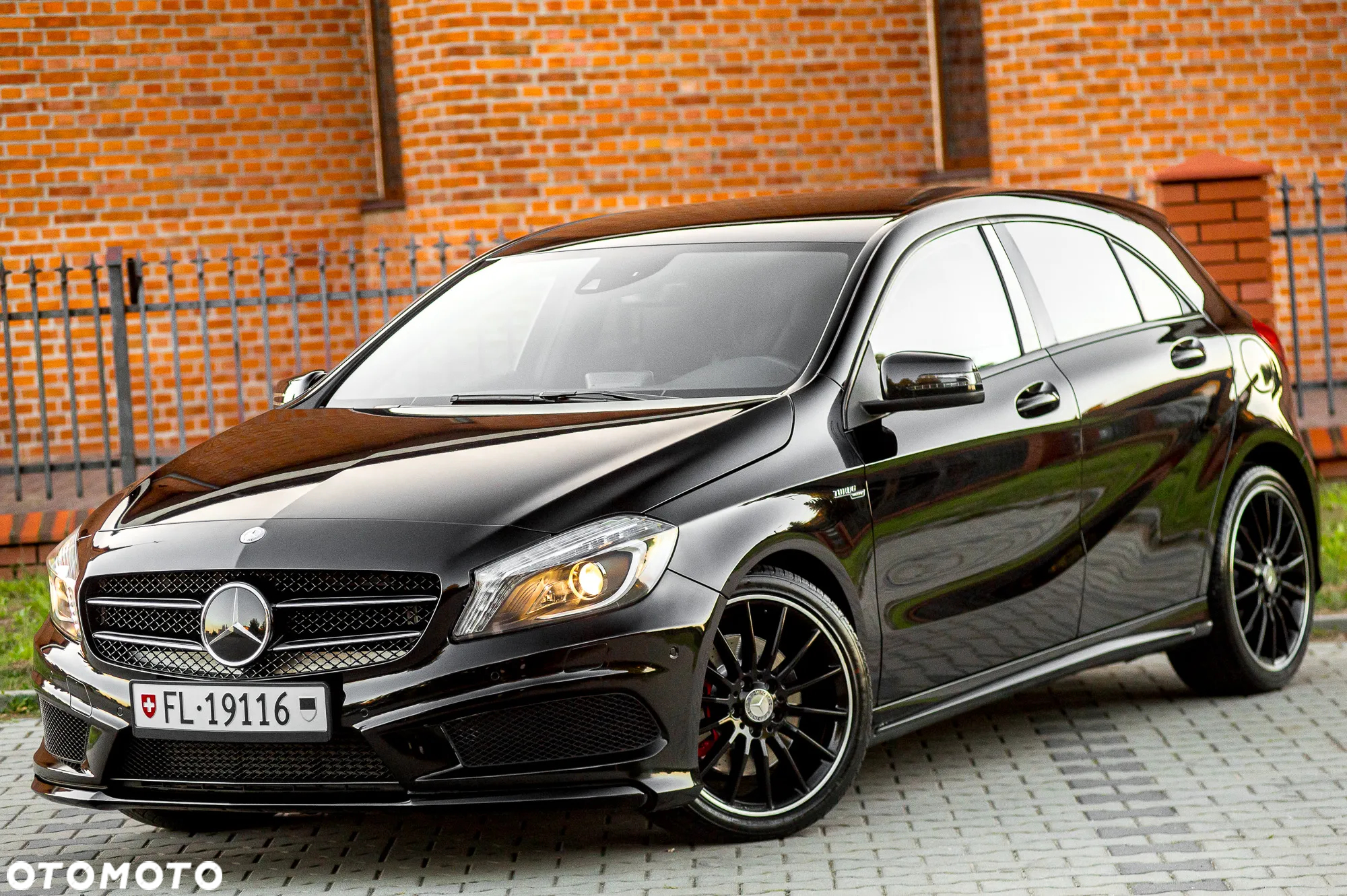 Mercedes-Benz Klasa A 250 4Matic 7G-DCT AMG Line - 7