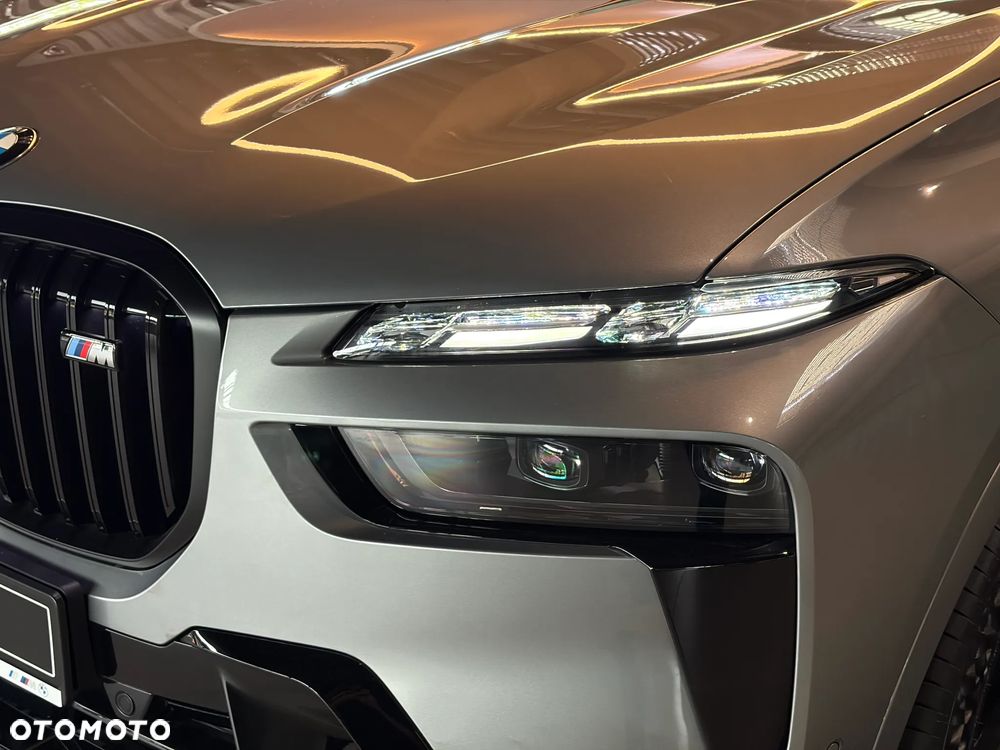 BMW X7 M60i xDrive mHEV sport - 8