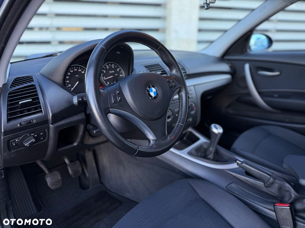 BMW Seria 1 116i - 12