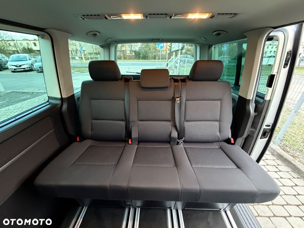 Volkswagen Multivan L1 Business - 34
