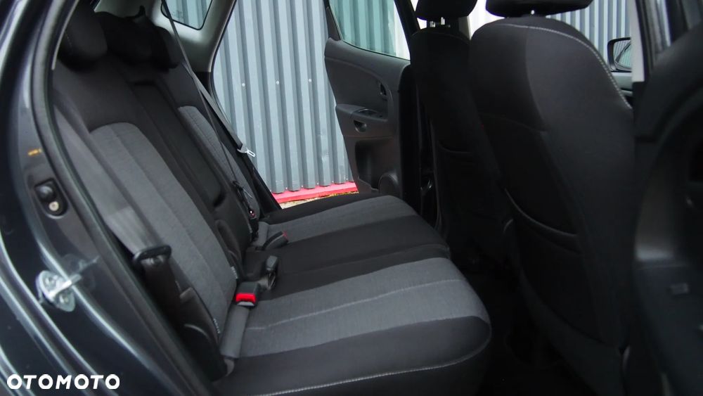 Hyundai ix20 1.4 blue Comfort - 8
