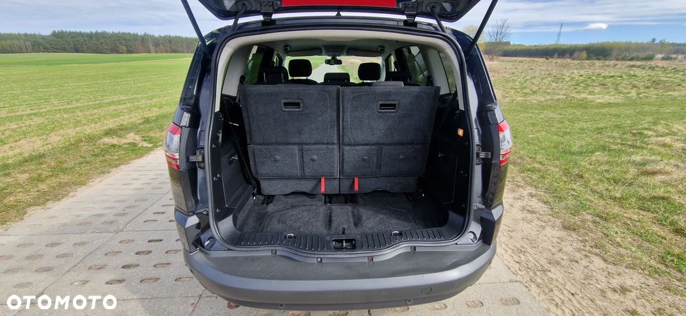 Ford S-Max 2.0 TDCi DPF Ambiente - 30