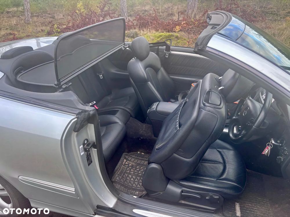 Mercedes-Benz CLK Cabrio 280 7G-TRONIC Avantgarde - 12