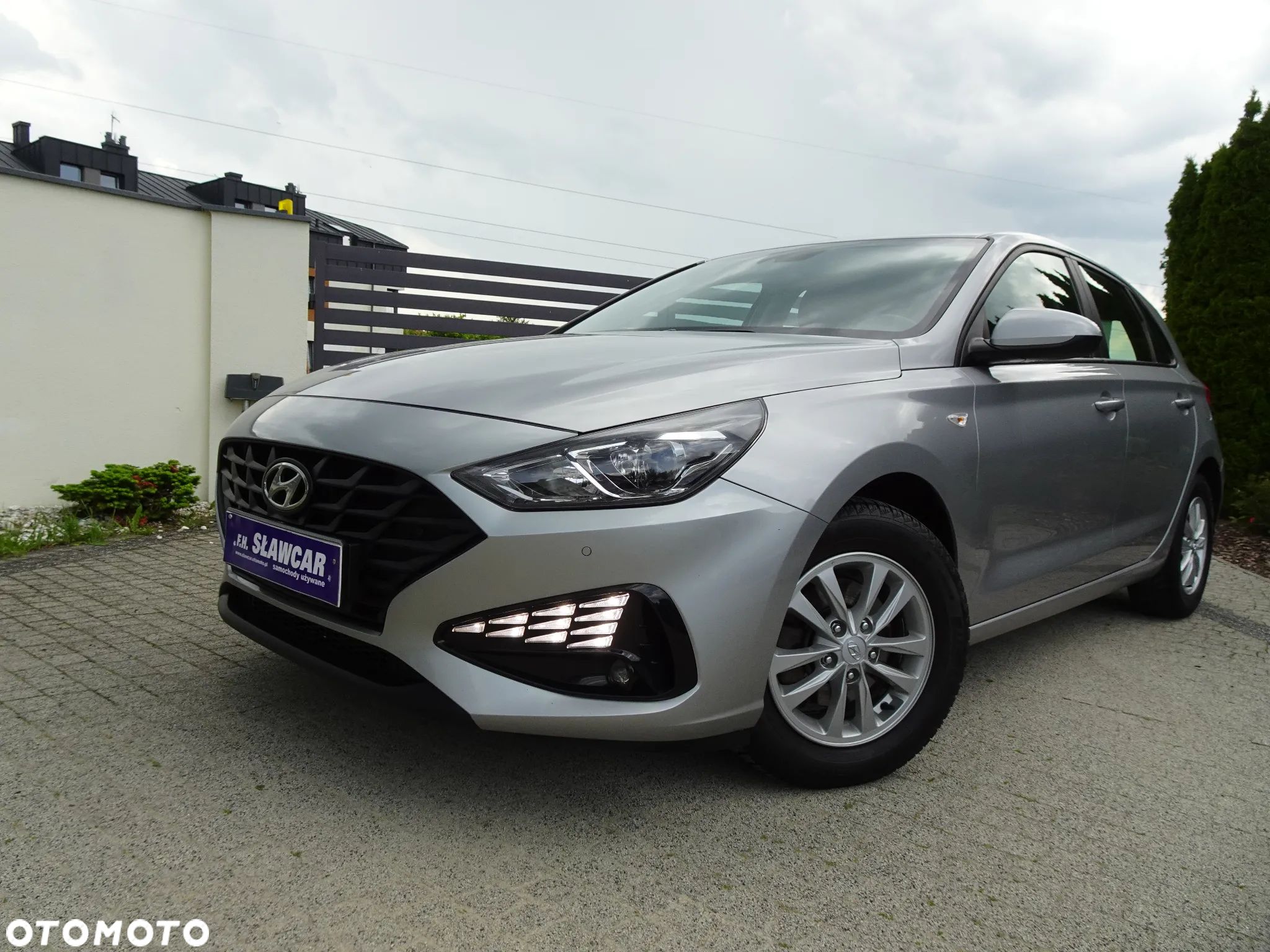 Hyundai i30 1.5 DPI Classic + - 1