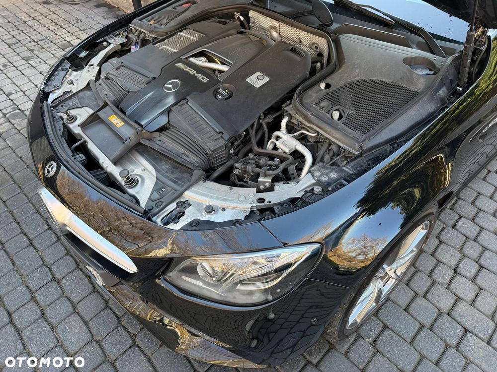 Mercedes-Benz Klasa E AMG 63 S 4Matic+ 9G-TRONIC - 12