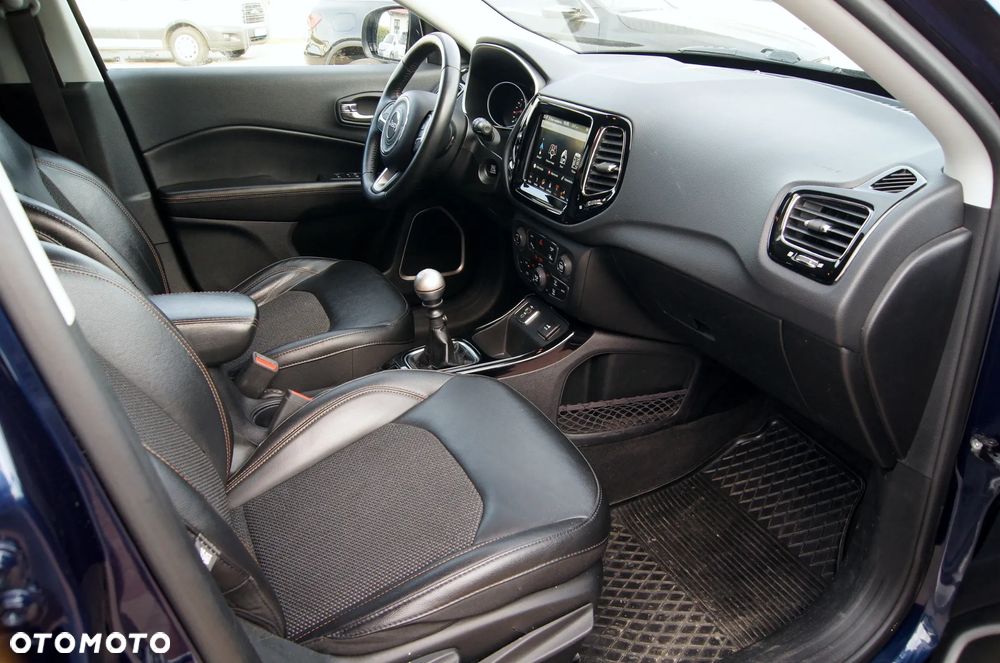 Jeep Compass 1.4 TMair Limited FWD S&S - 23
