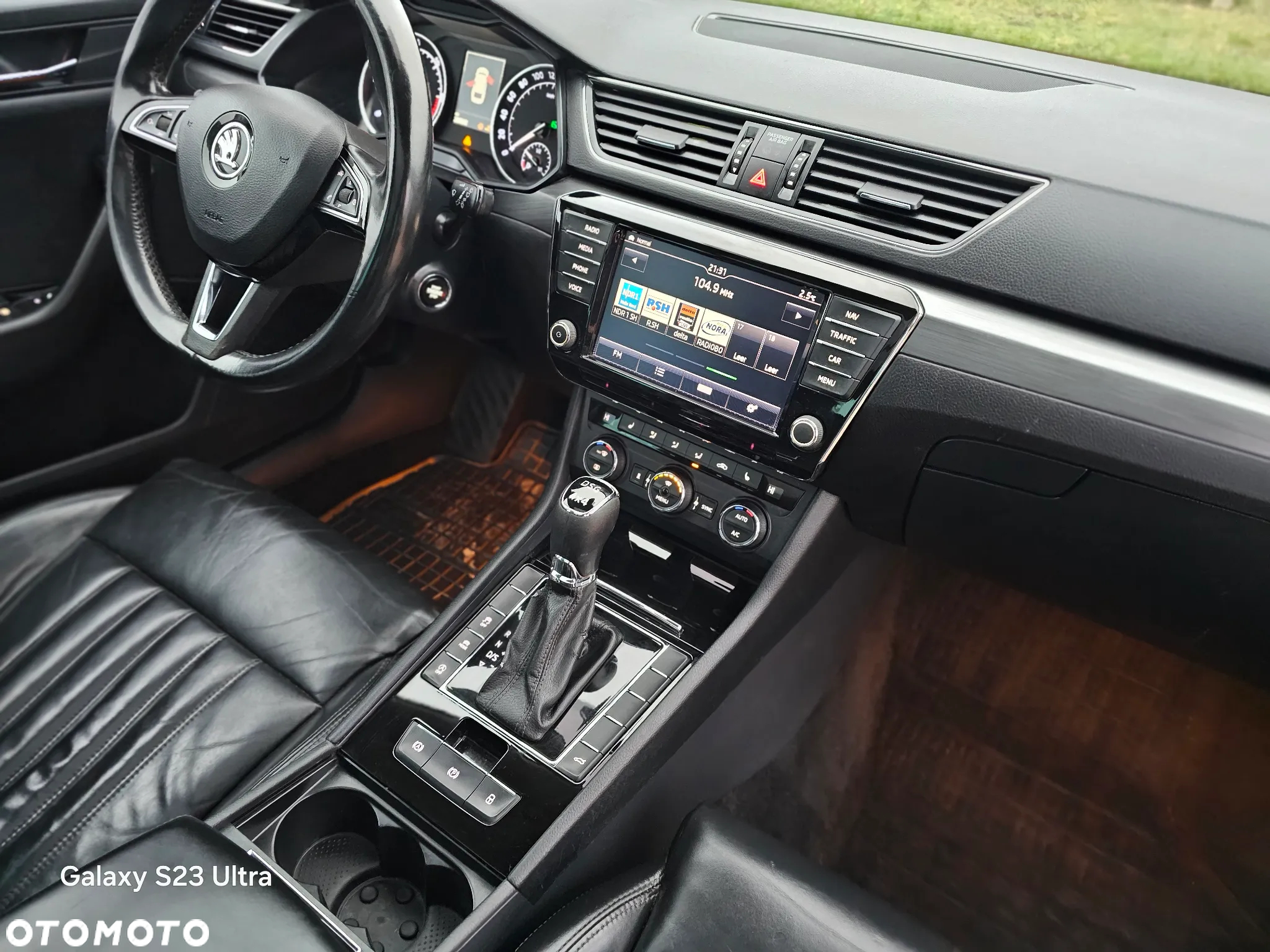 Skoda Superb 2.0 TDI 4x4 DSG Sportline - 19