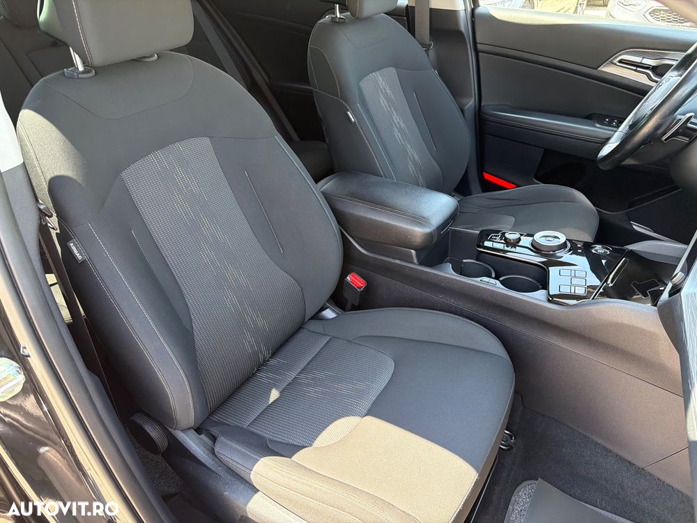 Kia Sportage 1.6 DSL MHEV 7DCT HP 4x2 Style - 17