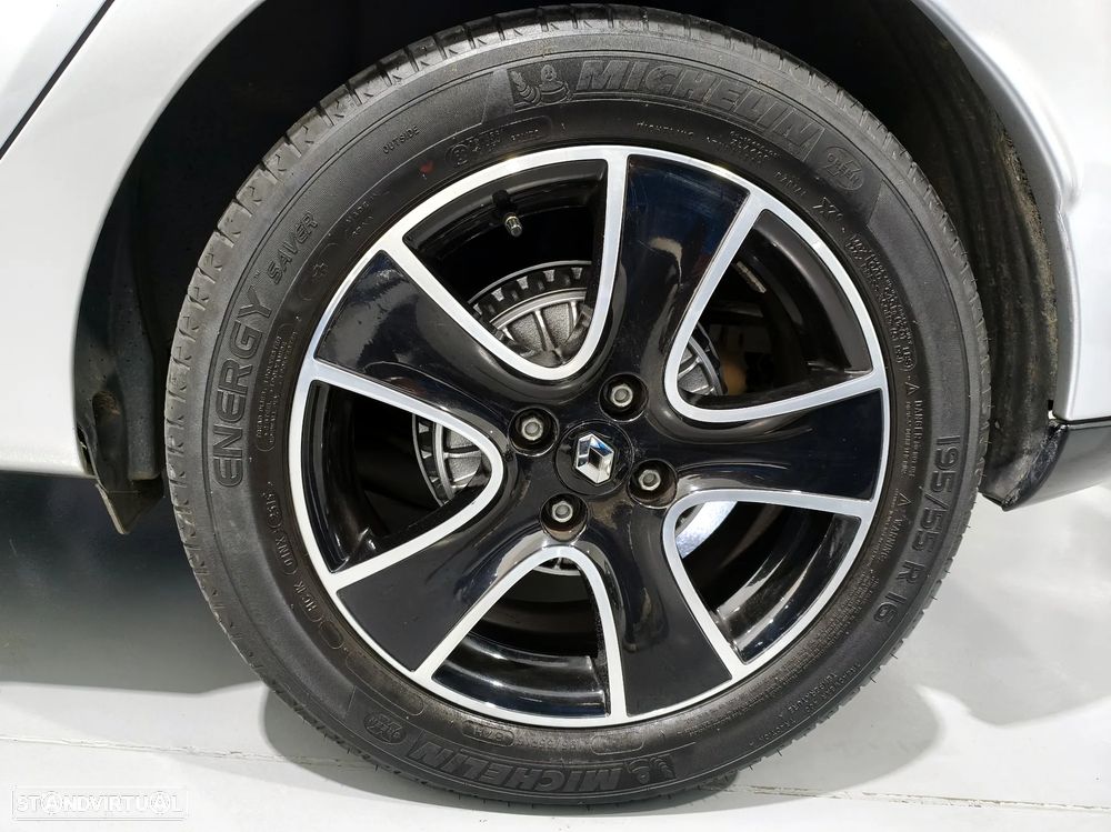 Renault Clio Sport Tourer 0.9 TCE Dynamique S - 31