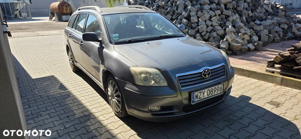Toyota Avensis 1.8 VVT-i - 2