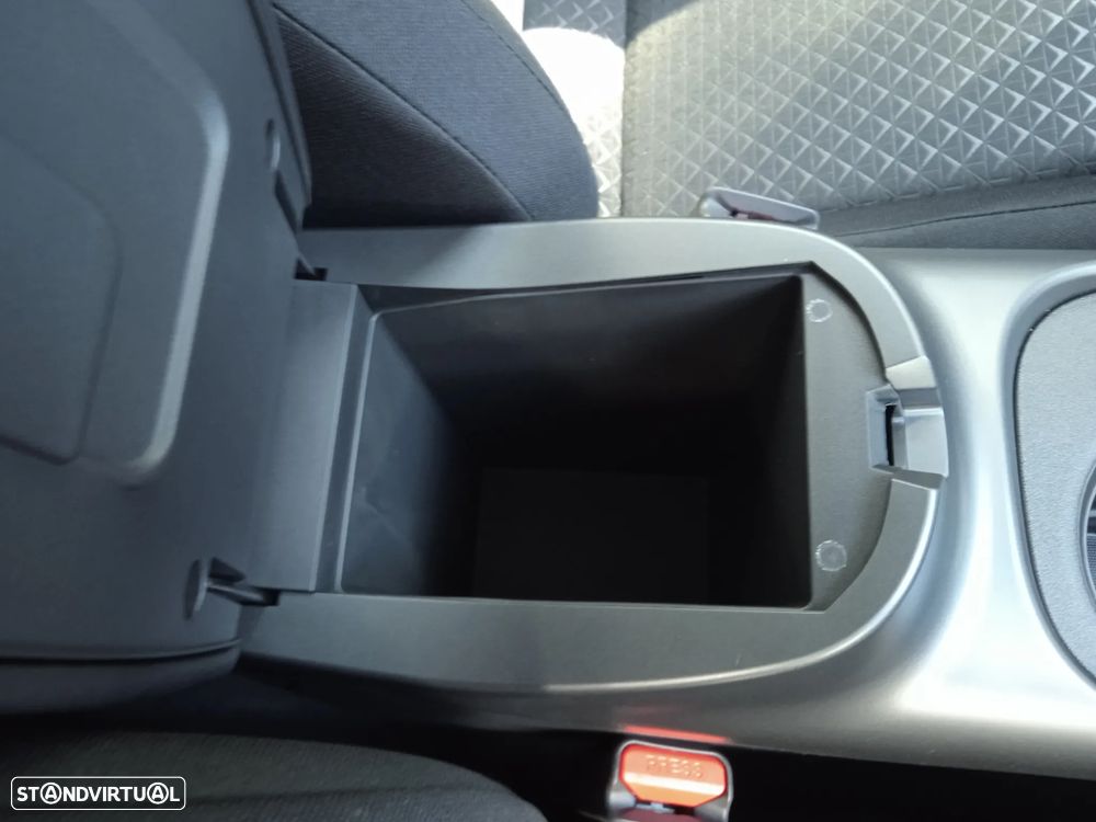 Nissan Juke 1.0 DIG-T N-Design C.Two Tone S.DCT - 26