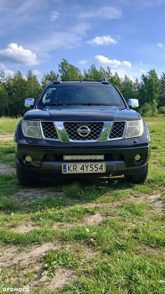 Nissan Navara 2.5 D Platinum - 4