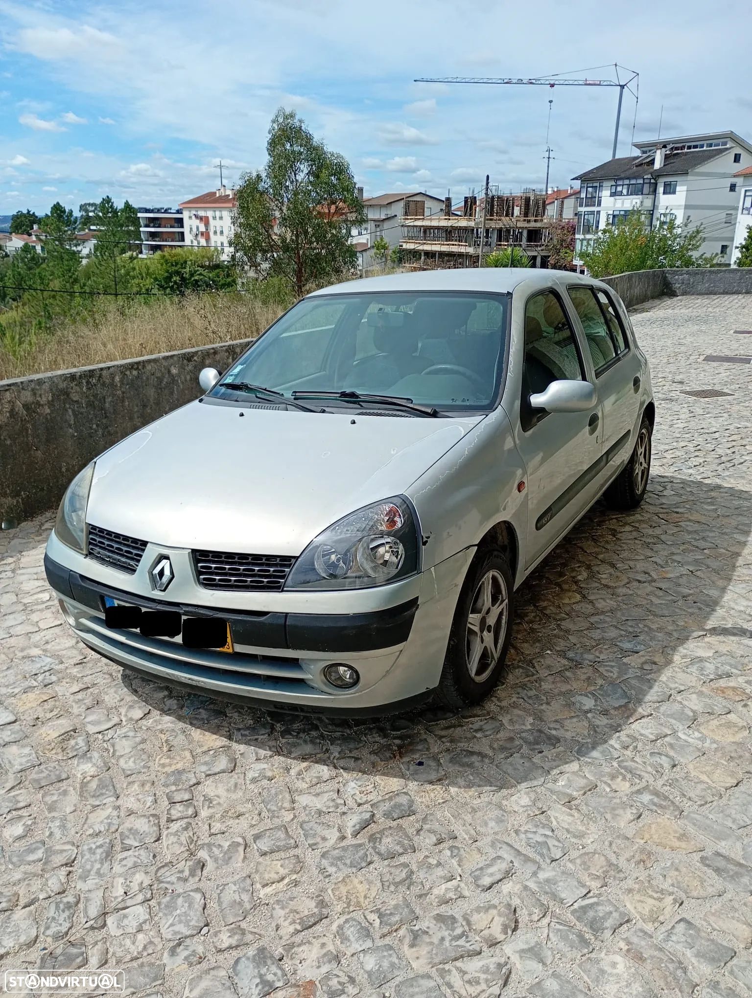 Renault Clio 1.2 16V Expression - 1