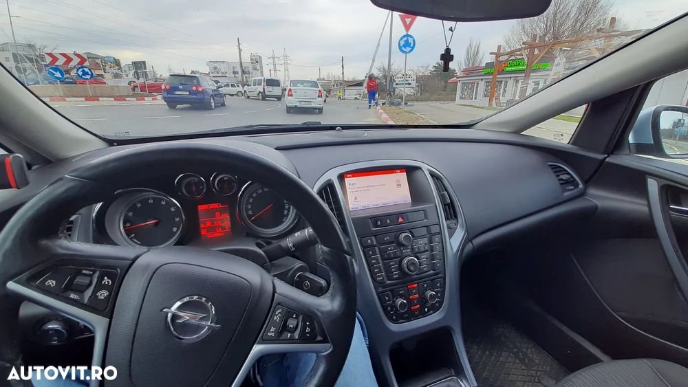 Opel Astra 1.4 Turbo ECOTEC Enjoy - 8