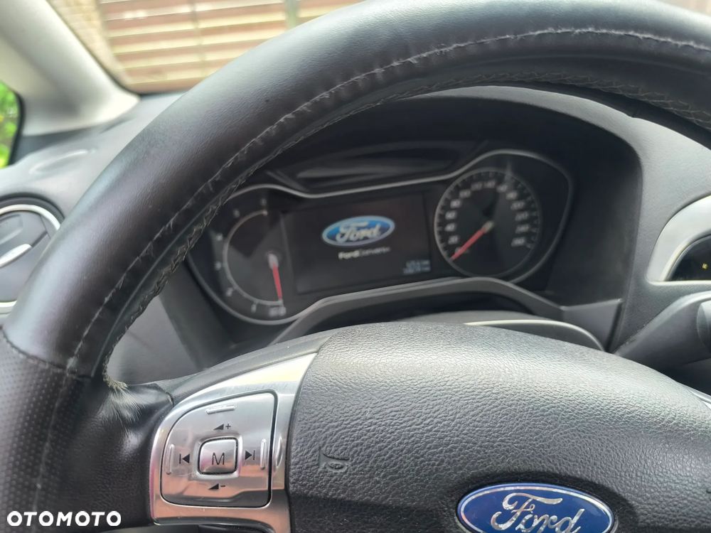 Ford S-Max - 10