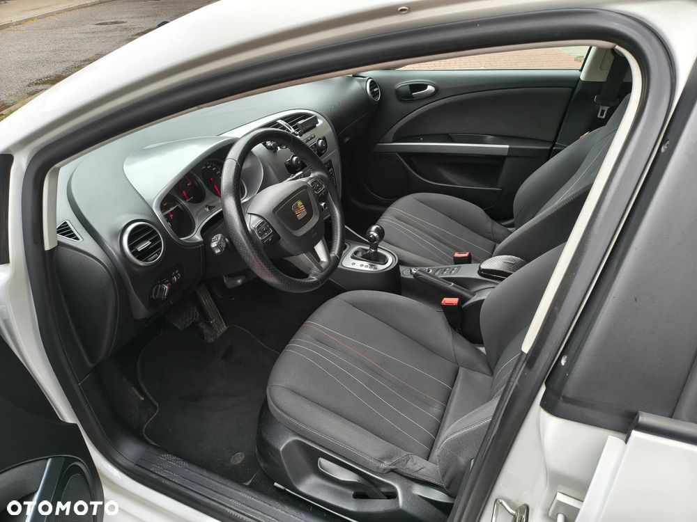 Seat Leon 1.6 TDI DPF DSG Style Copa - 8