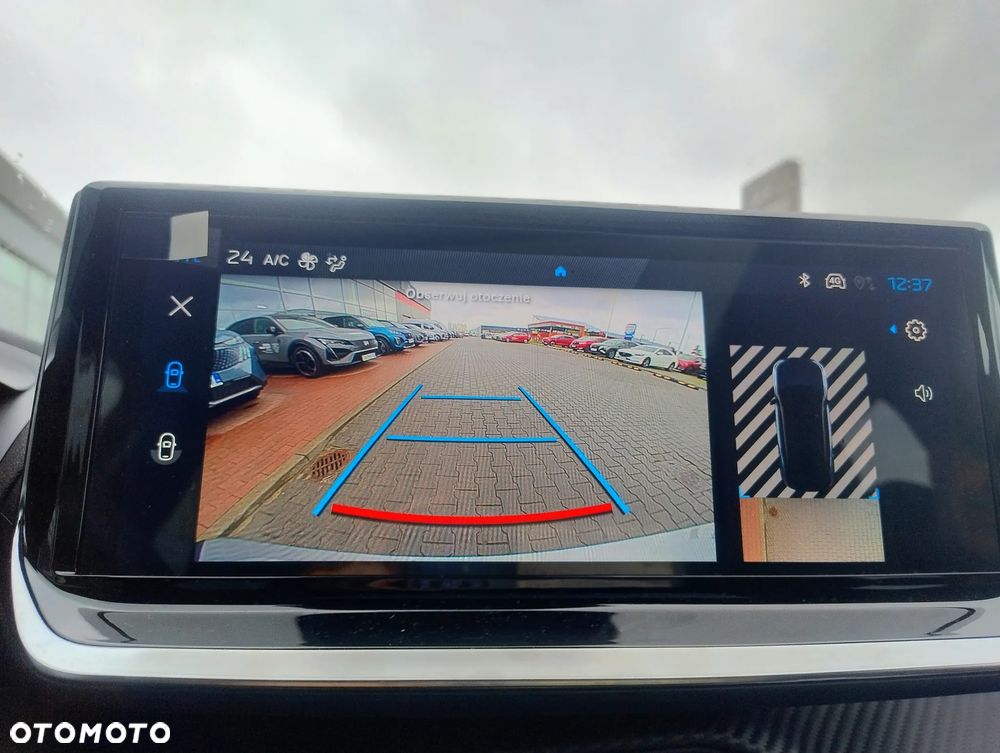 Peugeot 2008 PureTech mHEV Allure e-DCS6 - 13
