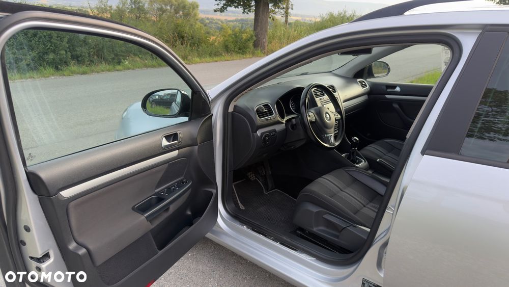Volkswagen Golf 1.4 TSI BMT Comfortline - 18