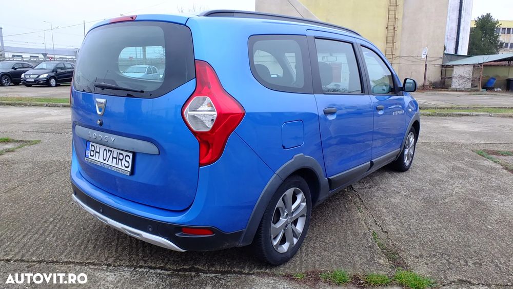 Dacia Lodgy TCe 115 Stepway - 6