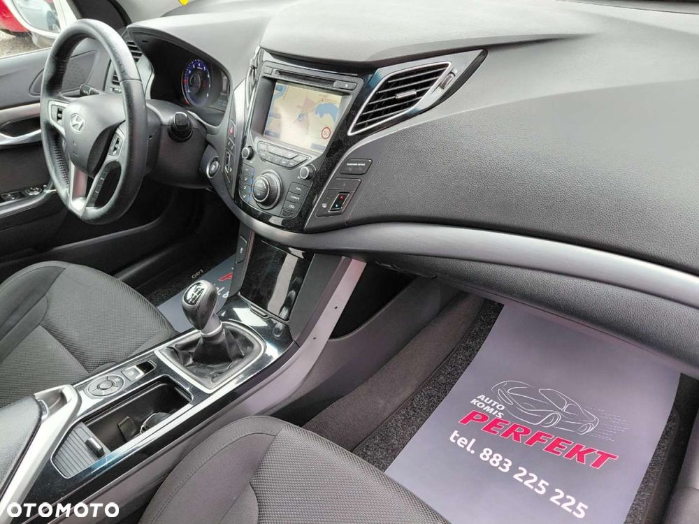 Hyundai i40 - 12