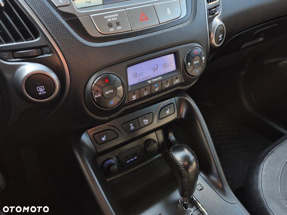 Hyundai ix35 2.0 CRDi 4WD Automatik Premium - 31