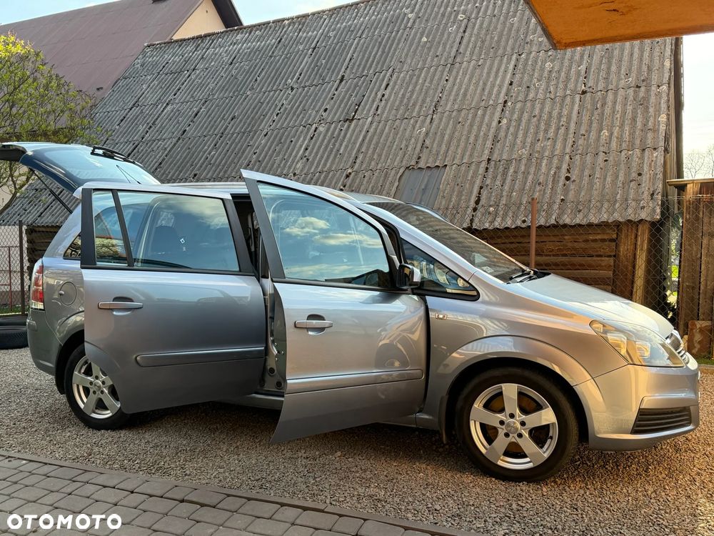 Opel Zafira 1.9 CDTI Edition - 3