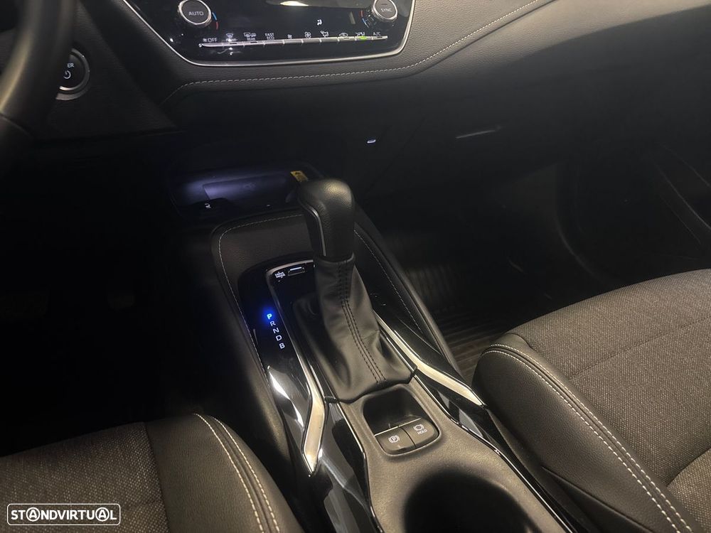 Toyota Corolla Touring Sports 1.8 Hybrid Comfort Plus - 24