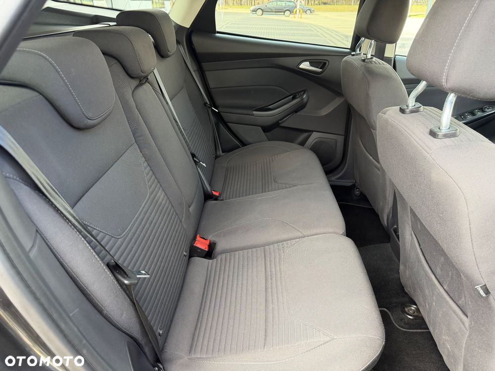 Ford Focus 1.0 EcoBoost Titanium - 17