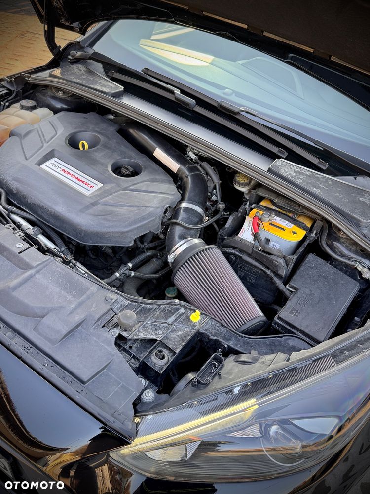 Ford Focus 2.3 EcoBoost S&S Allrad RS - 23