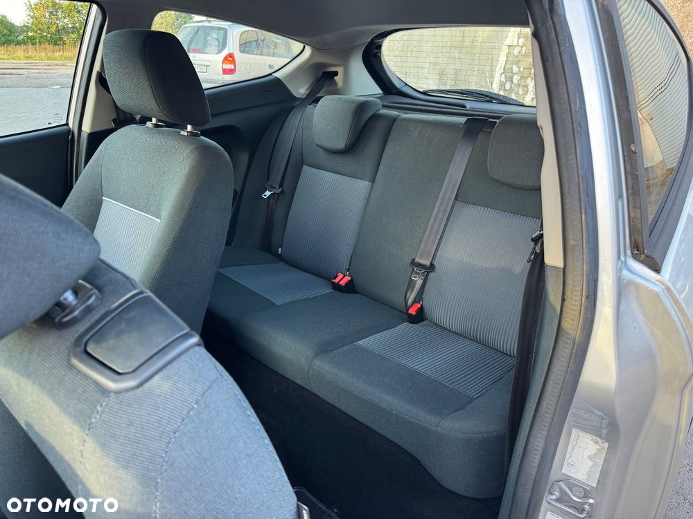 Ford Fiesta 1.6 TDCi DPF Trend - 24