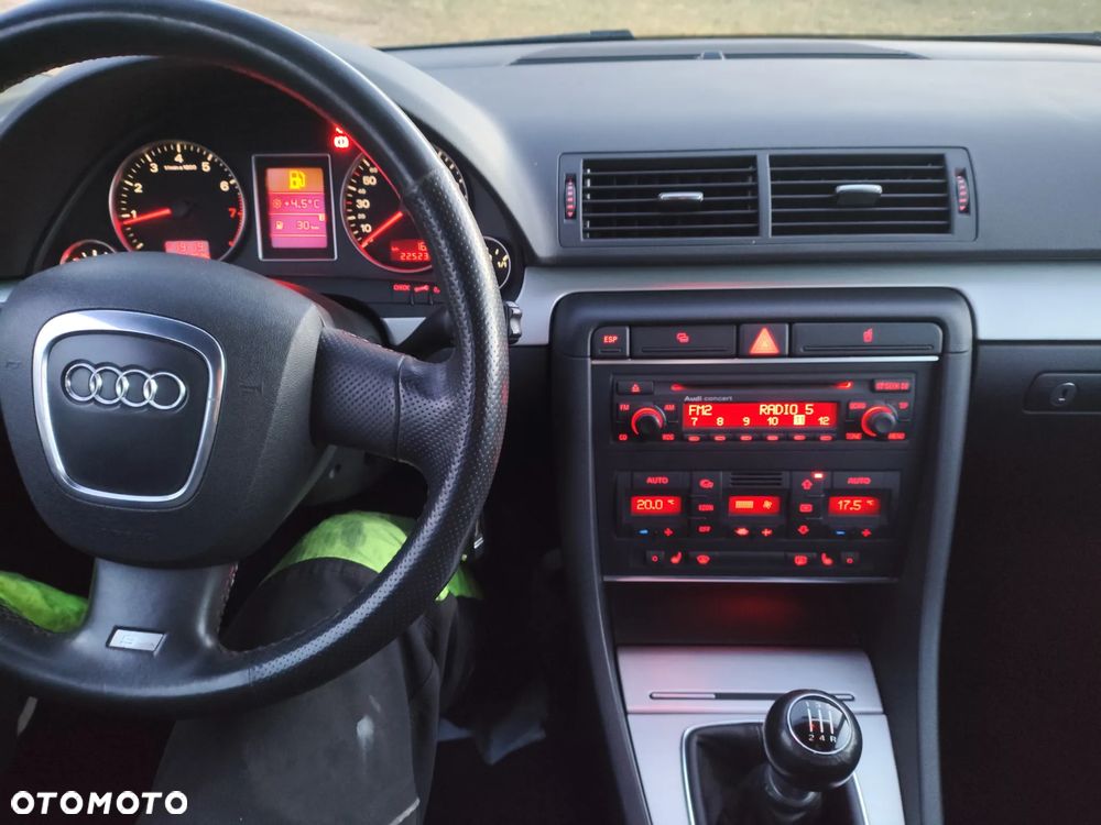 Audi A4 Avant 1.8T - 7