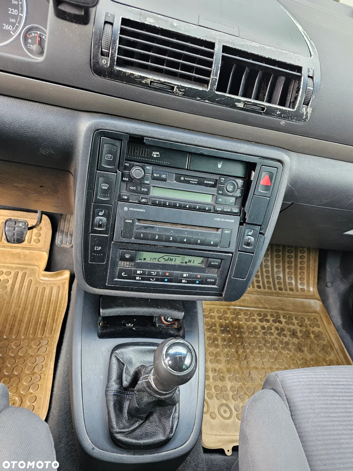 Volkswagen Sharan - 14
