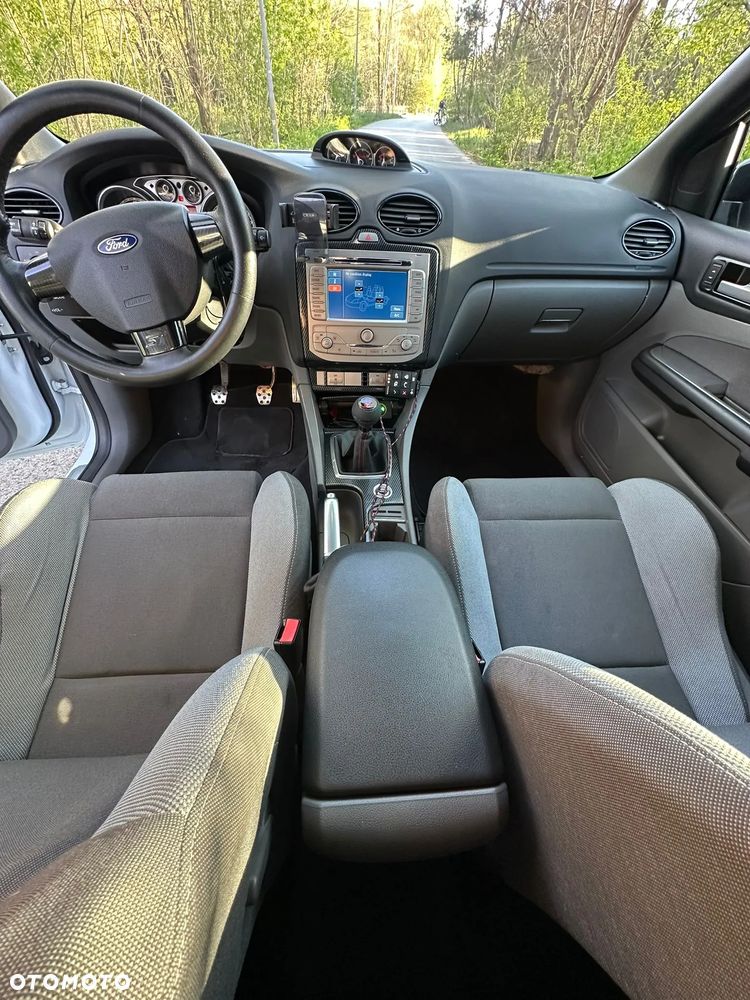 Ford Focus 2.5 ST - 5