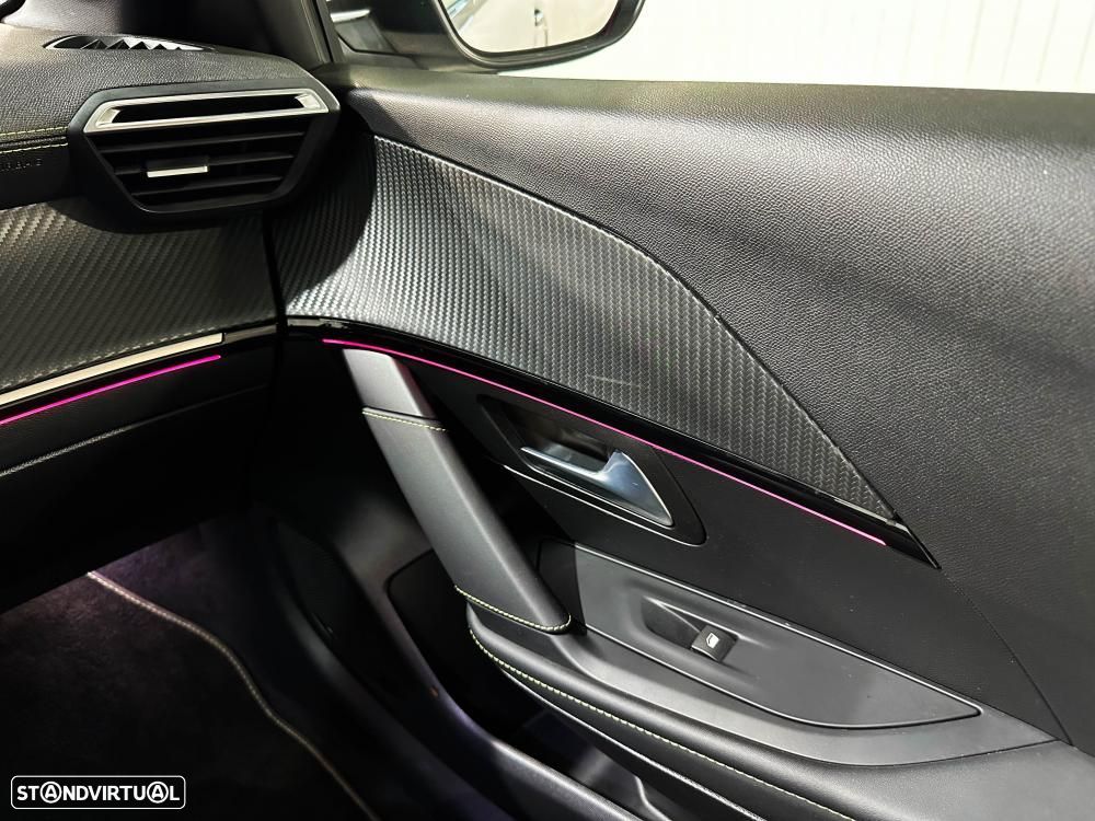 Peugeot e-208 50 kWh GT Pack - 32