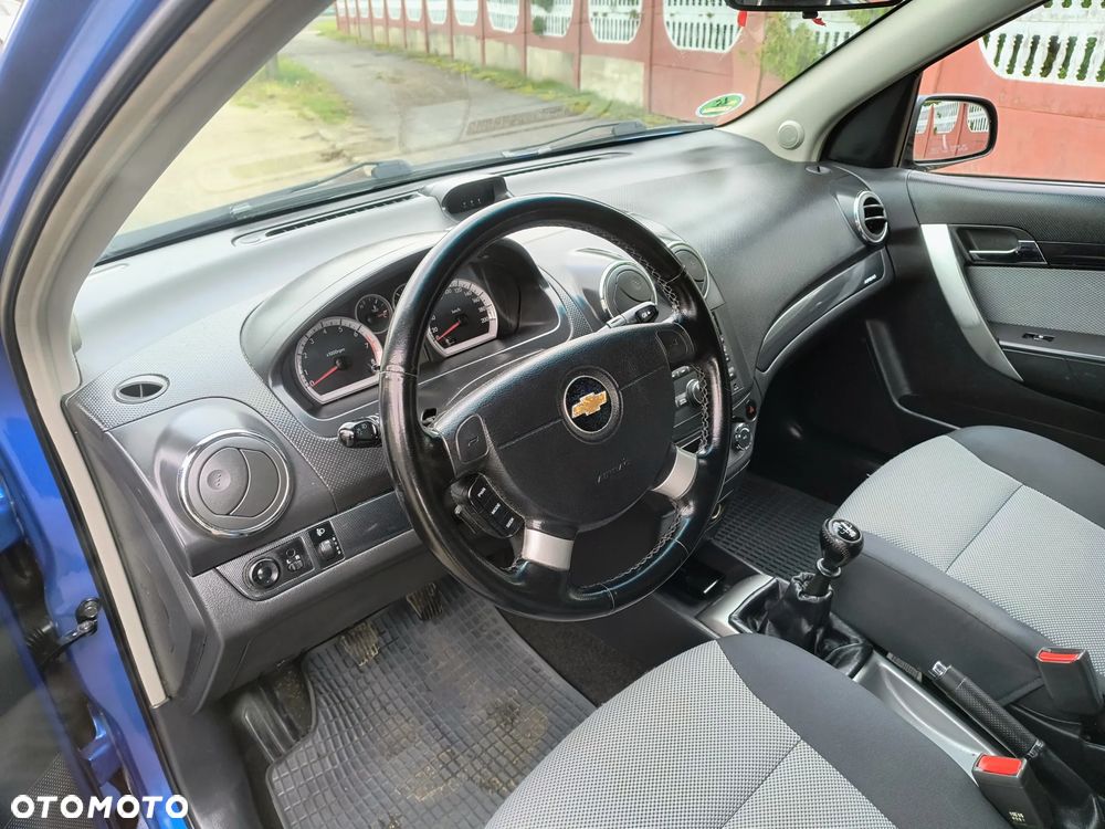 Chevrolet Aveo 1.4 LT - 6