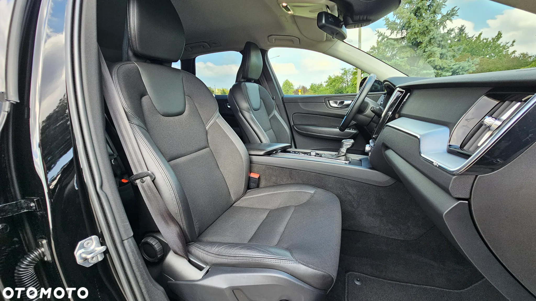 Volvo XC 60 D4 AWD Inscription - 36
