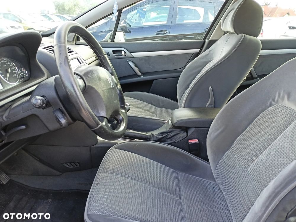 Peugeot 407 - 7